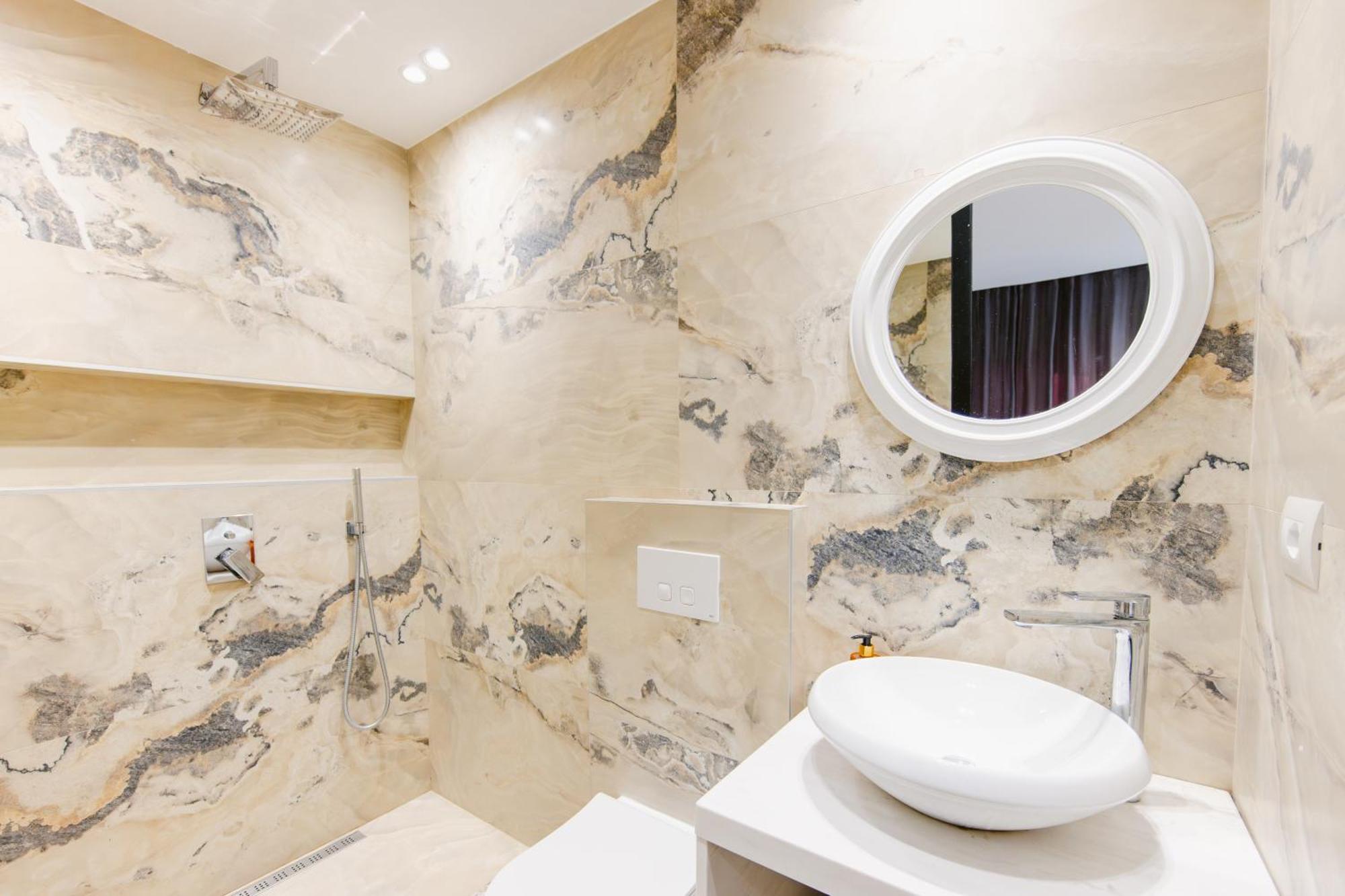Durres Str Modern Apartments - The Nest ティラナ エクステリア 写真