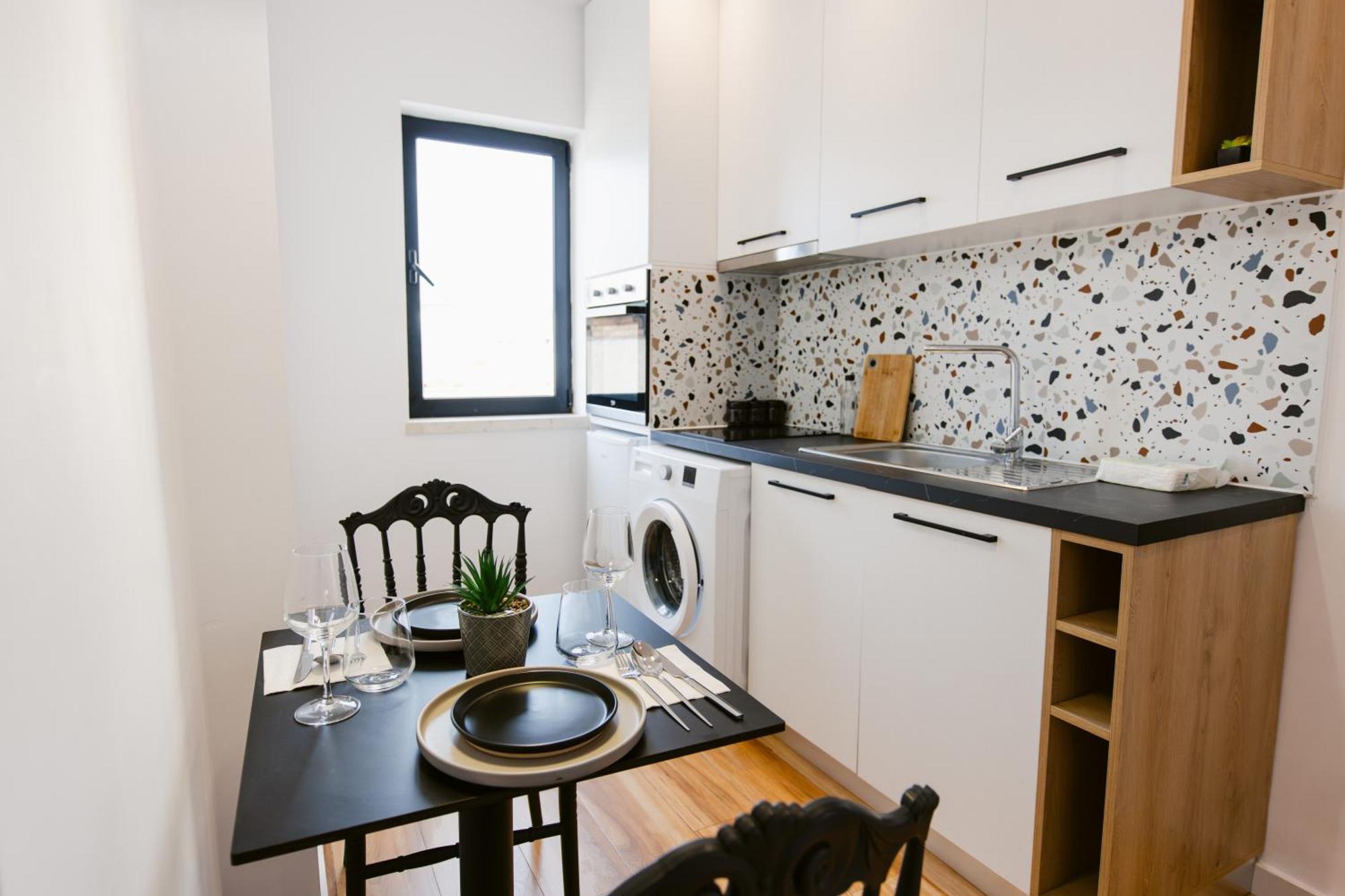 Durres Str Modern Apartments - The Nest ティラナ エクステリア 写真