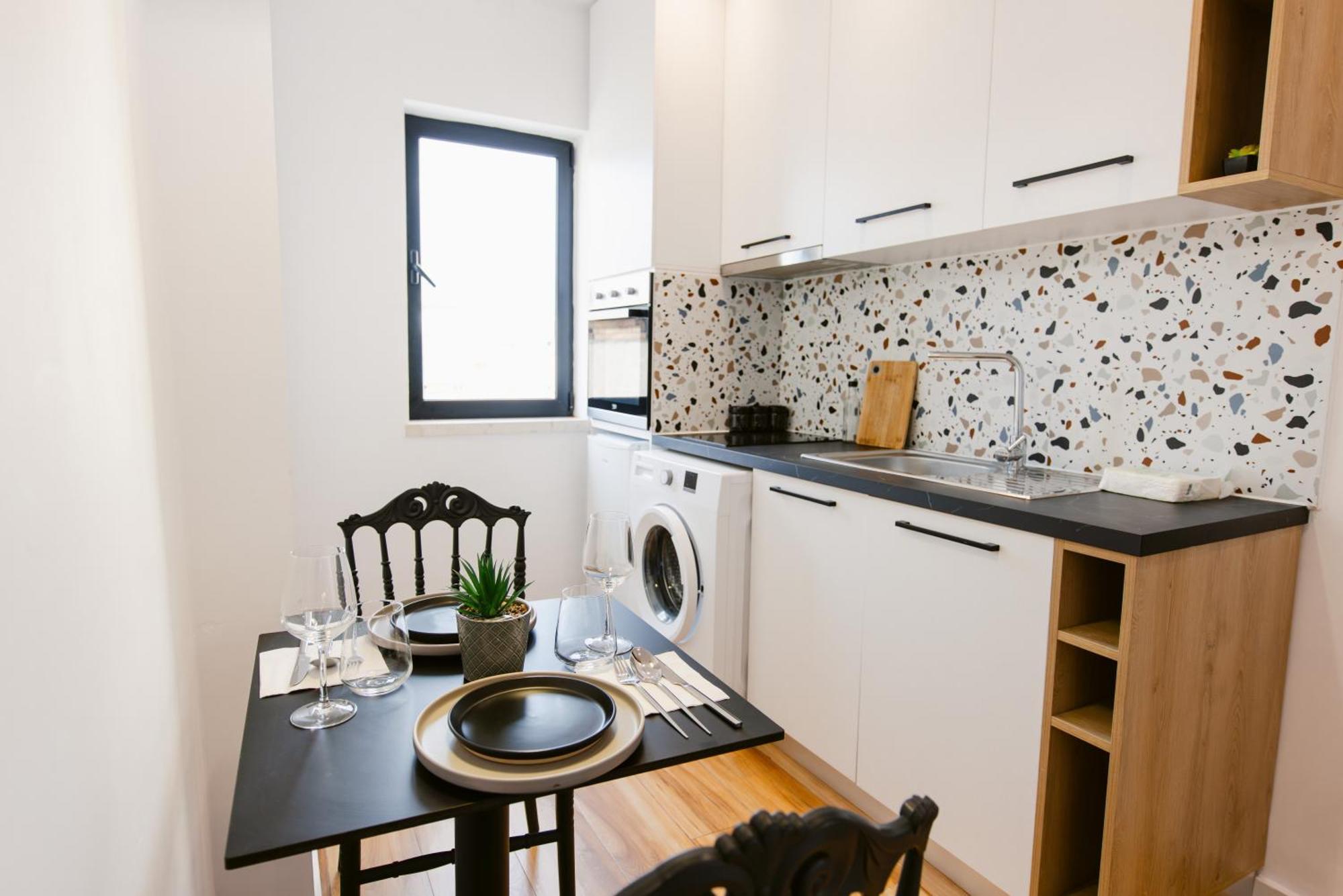 Durres Str Modern Apartments - The Nest ティラナ エクステリア 写真